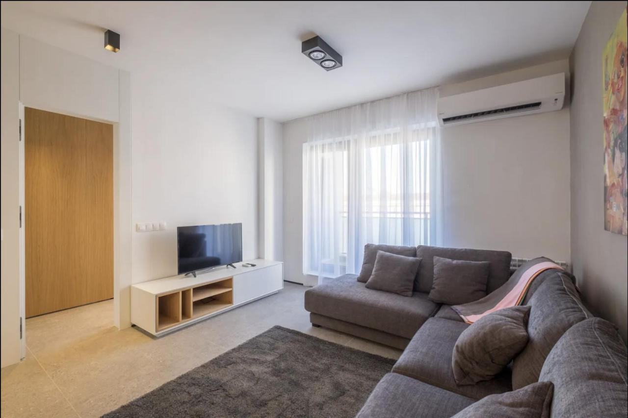 City Apartments - Mall Of Sofia & Metro Station Zewnętrze zdjęcie